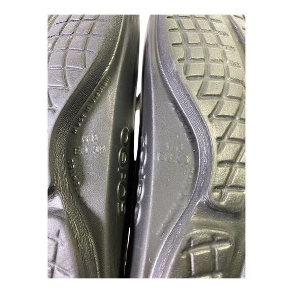 OOFOS Women's Sandals - Black and Iridescent - Picture 6 of 7